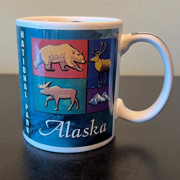 Alaska DENALI NATIONAL PARK Souvenir Ceramic Mug w/ Wildlife, History and Map - Picture 3 of 12